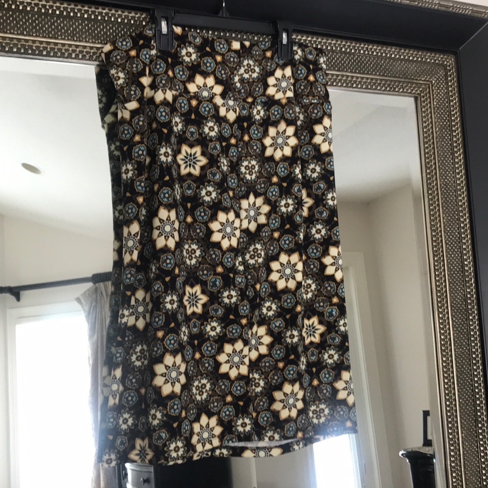 LulaRoe skirt